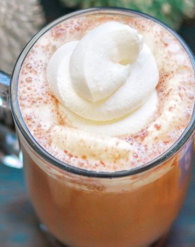 Sugar-Free-Salted-Caramel-Hot-Chocolate