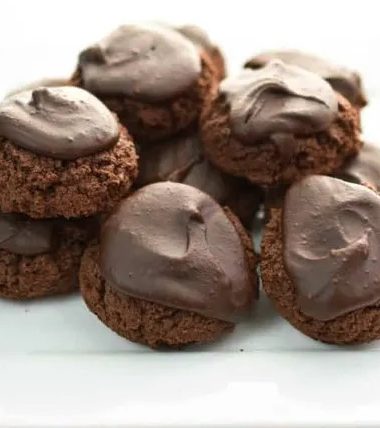 KETO CREAM CHEESE CHOCOLATE COOKIES