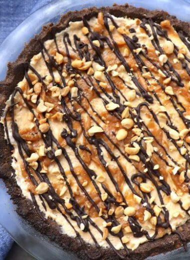 KETO PEANUT BUTTER & CHOCOLATE PIE