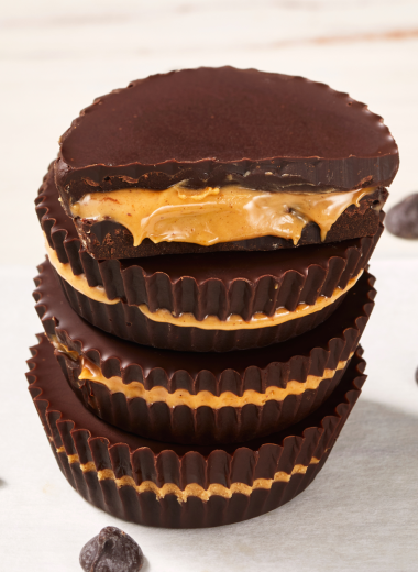 Keto Chocolate Peanut Butter Cups