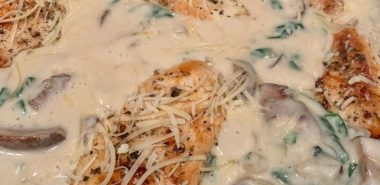 Creamy Garlic Parmesan Chicken - Cooking Point