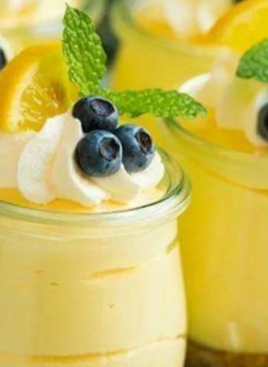 Skinny Lemon Cheesecake Mousse