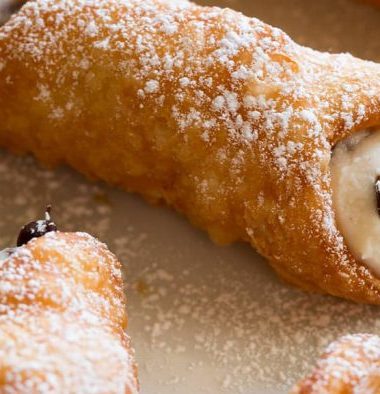 Italian Cannoli