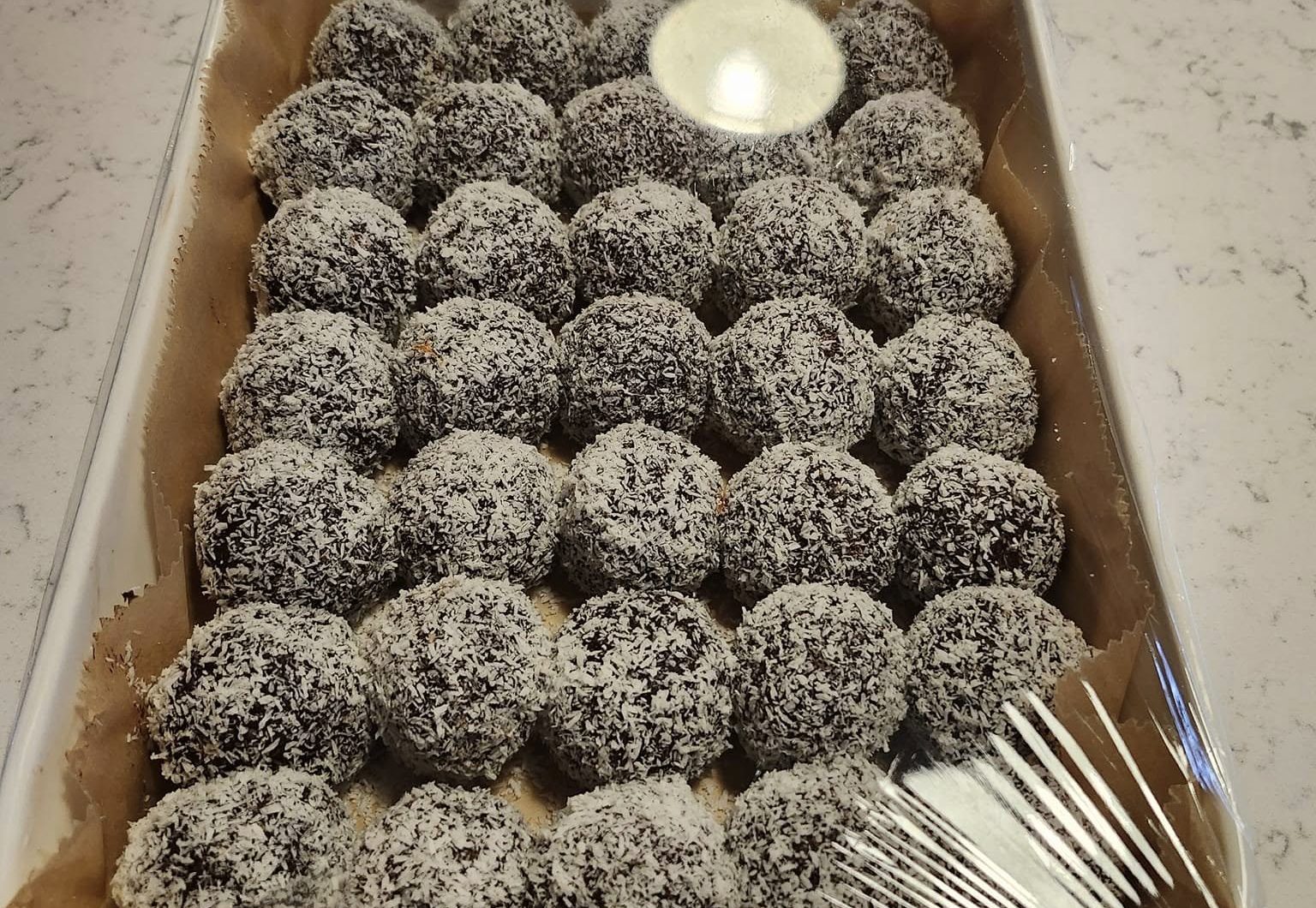 No-Bake Chocolate Coconut Snowballs