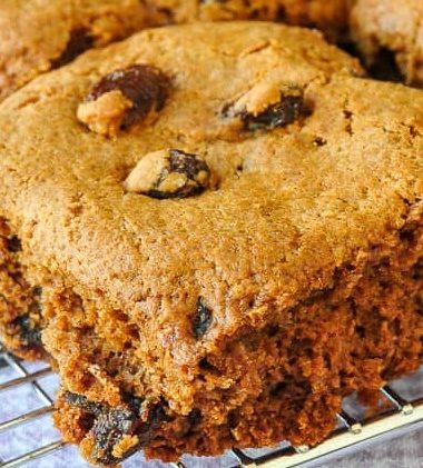 Newfoundland Molasses Raisin Tea Buns