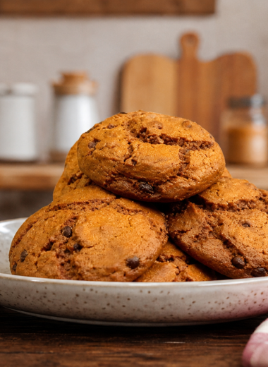 Soft & Chewy Molasses Cookies