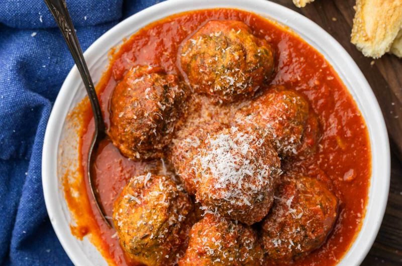 Italian Meatball Spaghetti in Rich Tomato Sauce