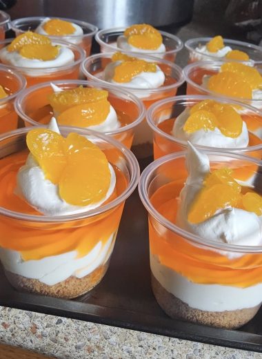 Jello cheesecake cup