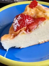 3-Ingredient Greek Yogurt Cake