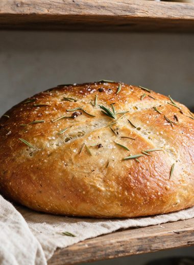 Homemade Rosemary Garlic Bread