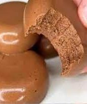 Tasty Chocolate Mousse with Few Calories