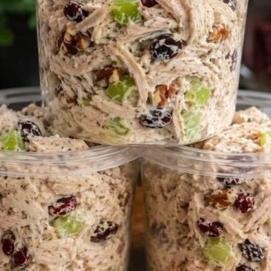 Creamy Cranberry Pecan Chicken Salad