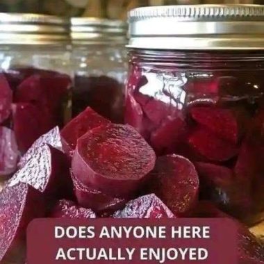 Sweet & Tangy Pickled Beets