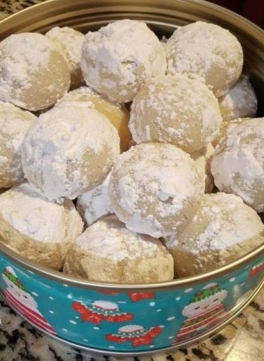Zero Carb Pecan Snowball Cookies