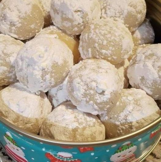 Zero Carb Pecan Snowball Cookies