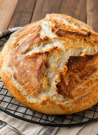 Easiest No-Knead Sourdough Discard Bread
