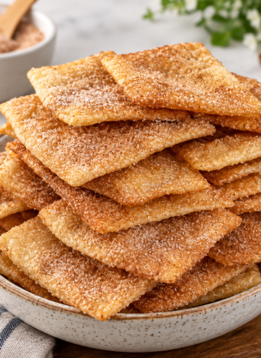 Sourdough Discard Cinnamon Sugar Crisps